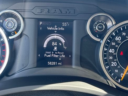 Used 2019 RAM 2500 Tradesman w/ Chrome Appearance Group image 9