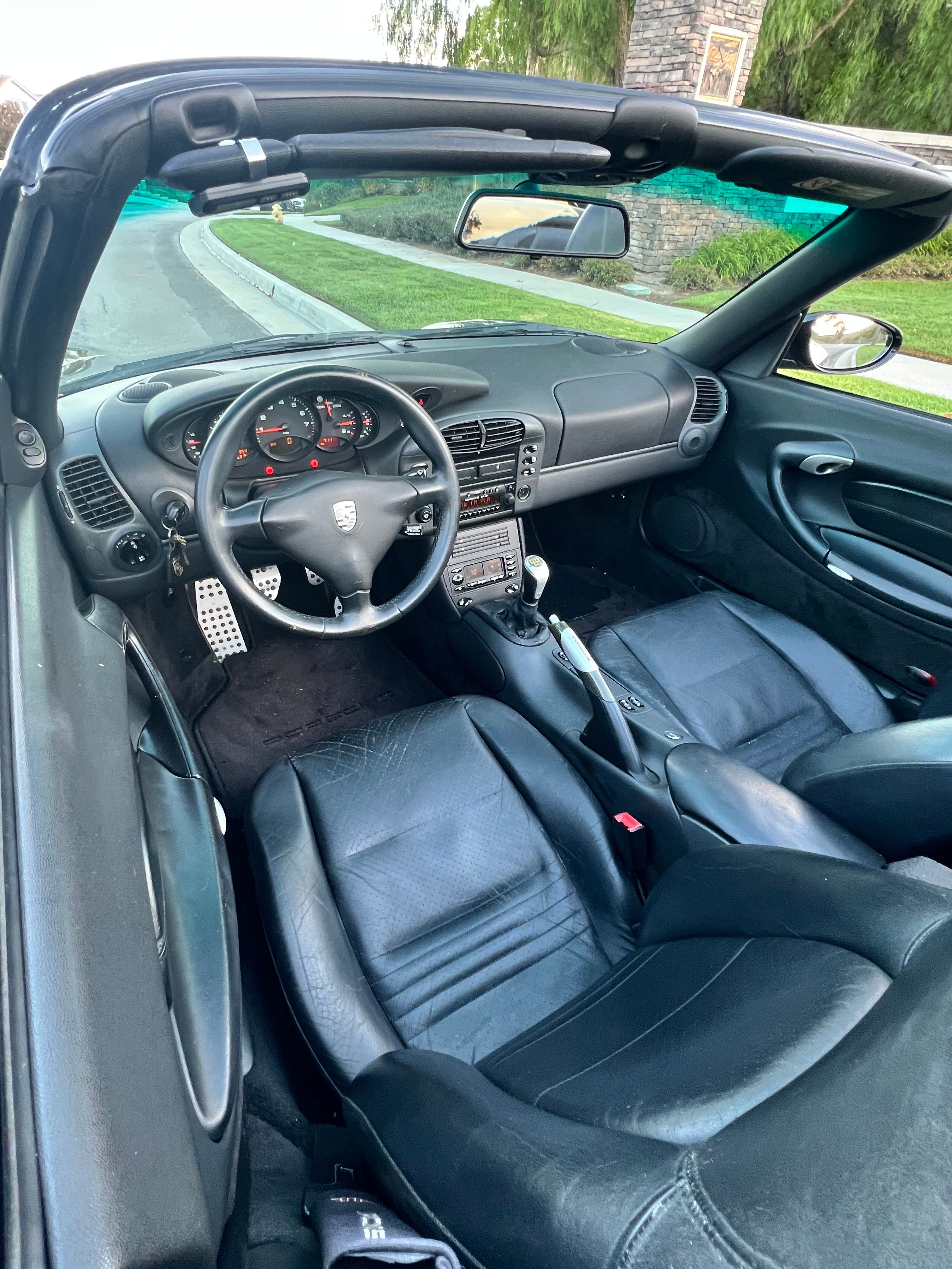 Used 1999 Porsche 911 Cabriolet image 10