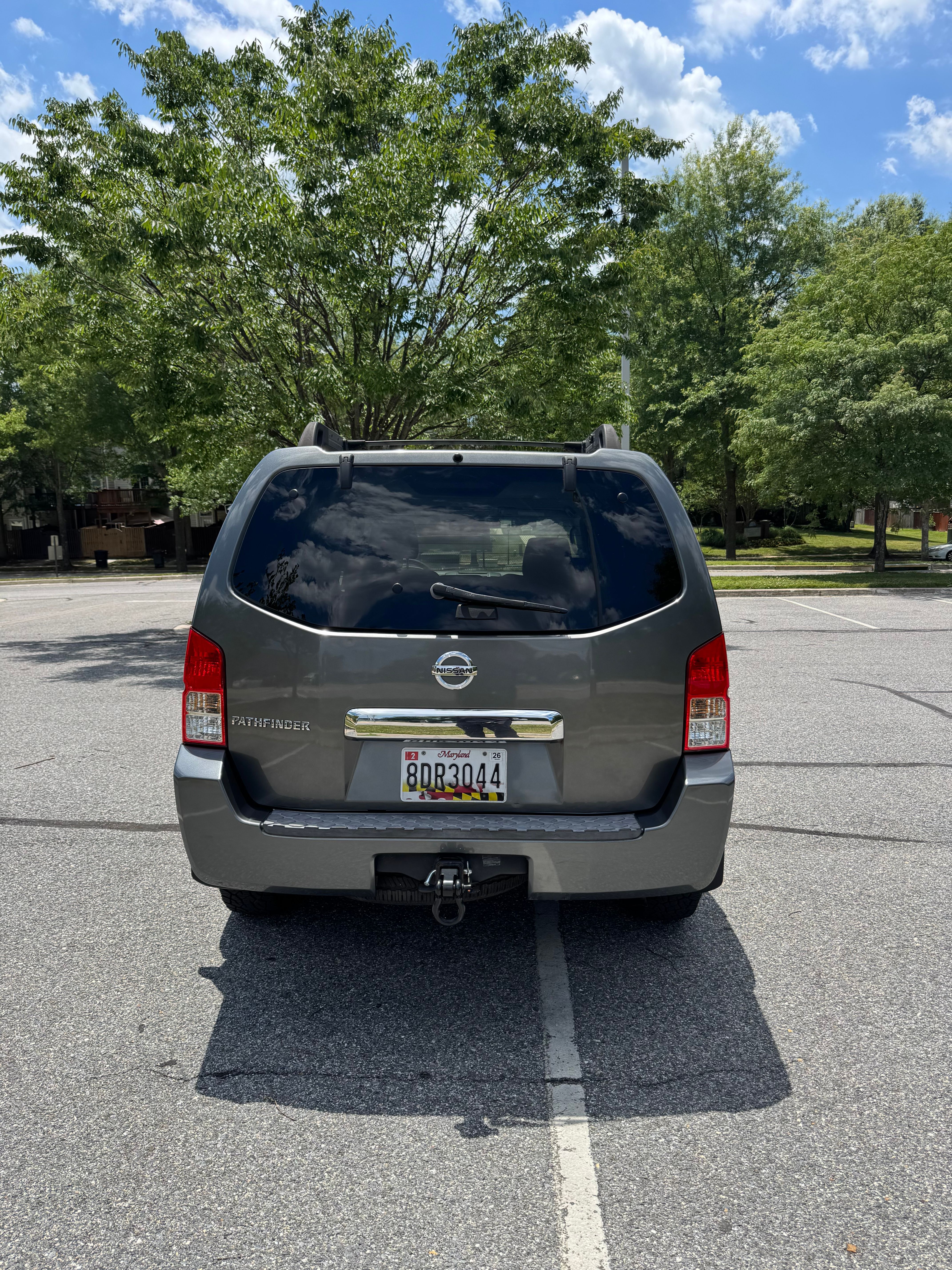 Used 2005 Nissan Pathfinder XE AWD/4WD image 9