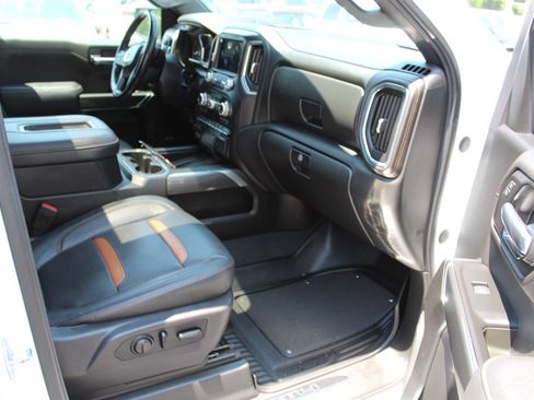 Used 2021 GMC Sierra 1500 AT4 w/ AT4 Value Package image 15