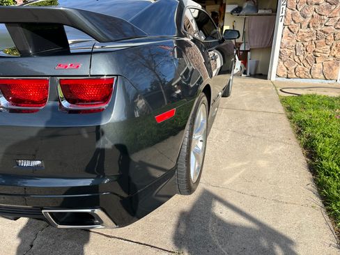 Used 2013 Chevrolet Camaro SS image 27