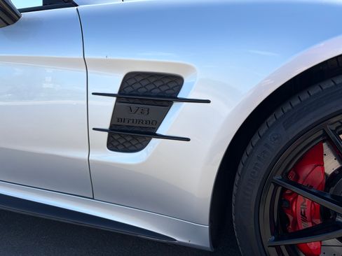 Used 2018 Mercedes-Benz SL 63 AMG image 12