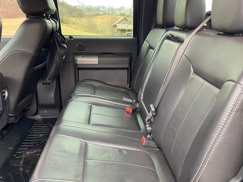 Used 2012 Ford F350 Lariat w/ Lariat Interior Pkg image 11