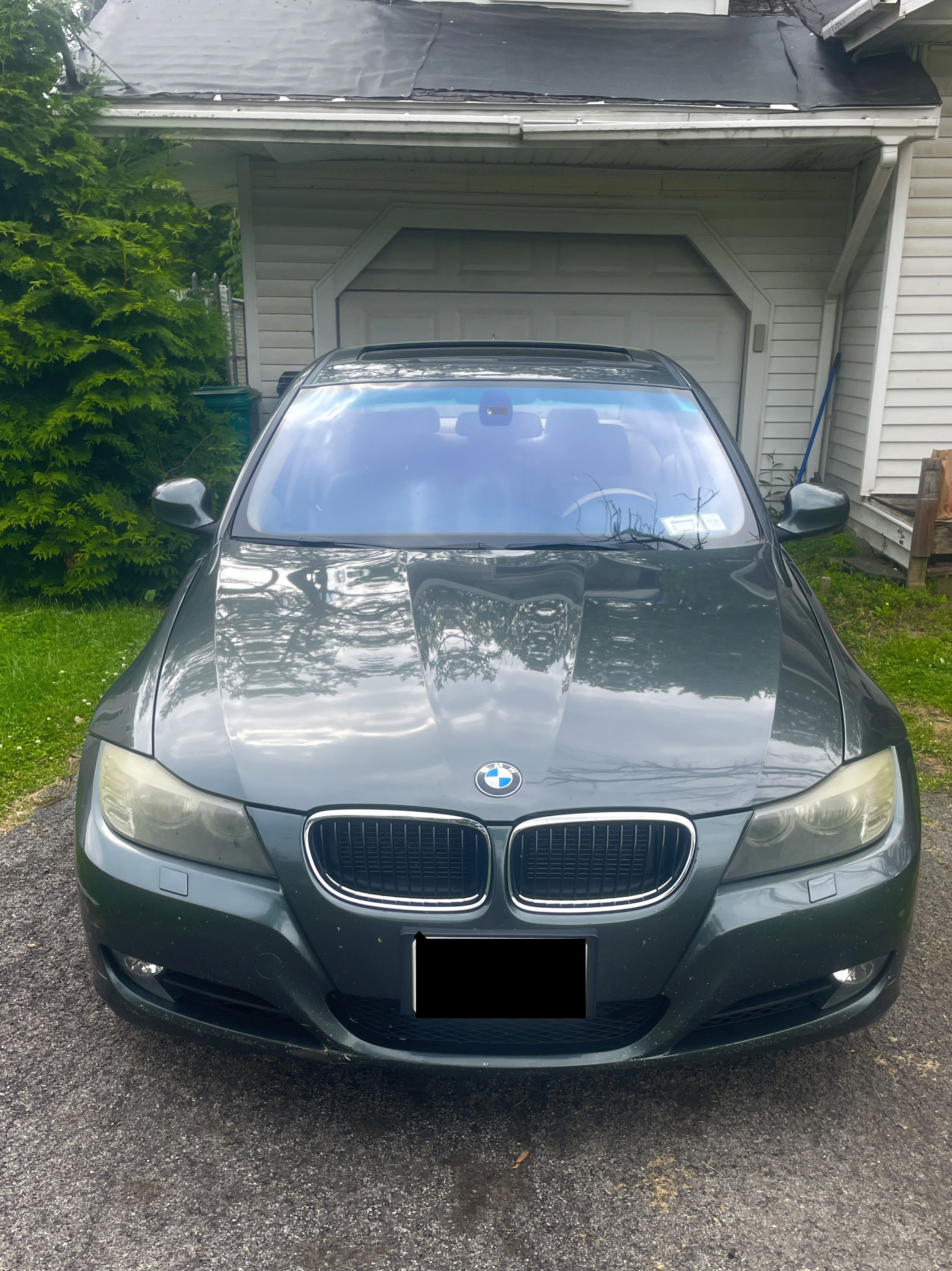 Used 2011 BMW 328i xDrive Sedan AWD/4WD image 2
