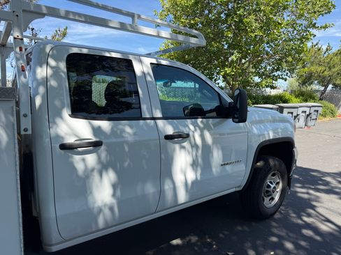 Used 2015 GMC Sierra 2500 2WD Double Cab w/ Sierra Convenience Package image 1