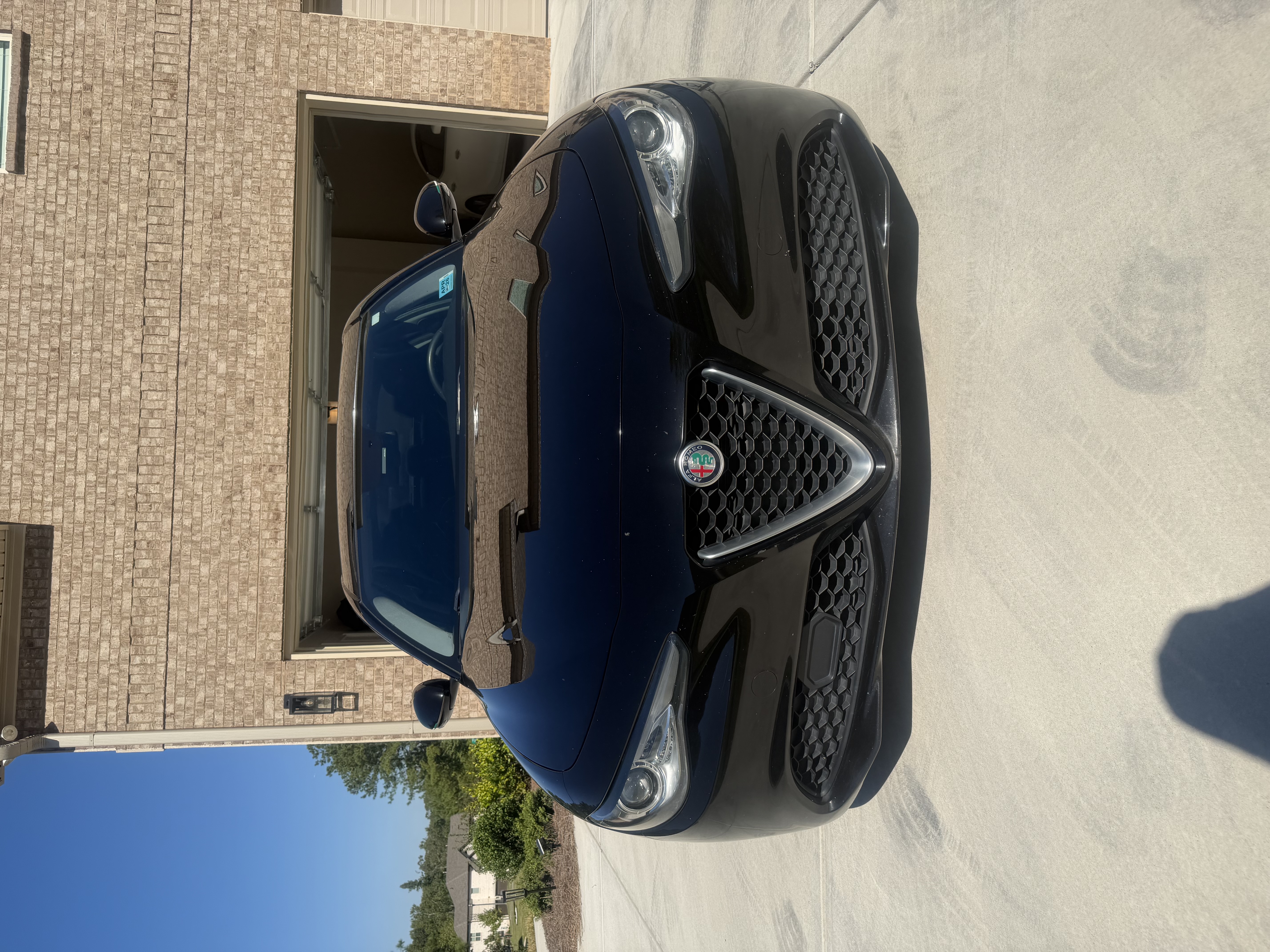 Used 2018 Alfa Romeo Giulia RWD image 1