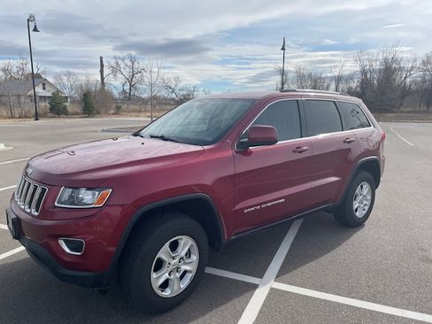 Used 2014 Jeep Grand Cherokee Laredo w/ Quick Order Package 23E image 1