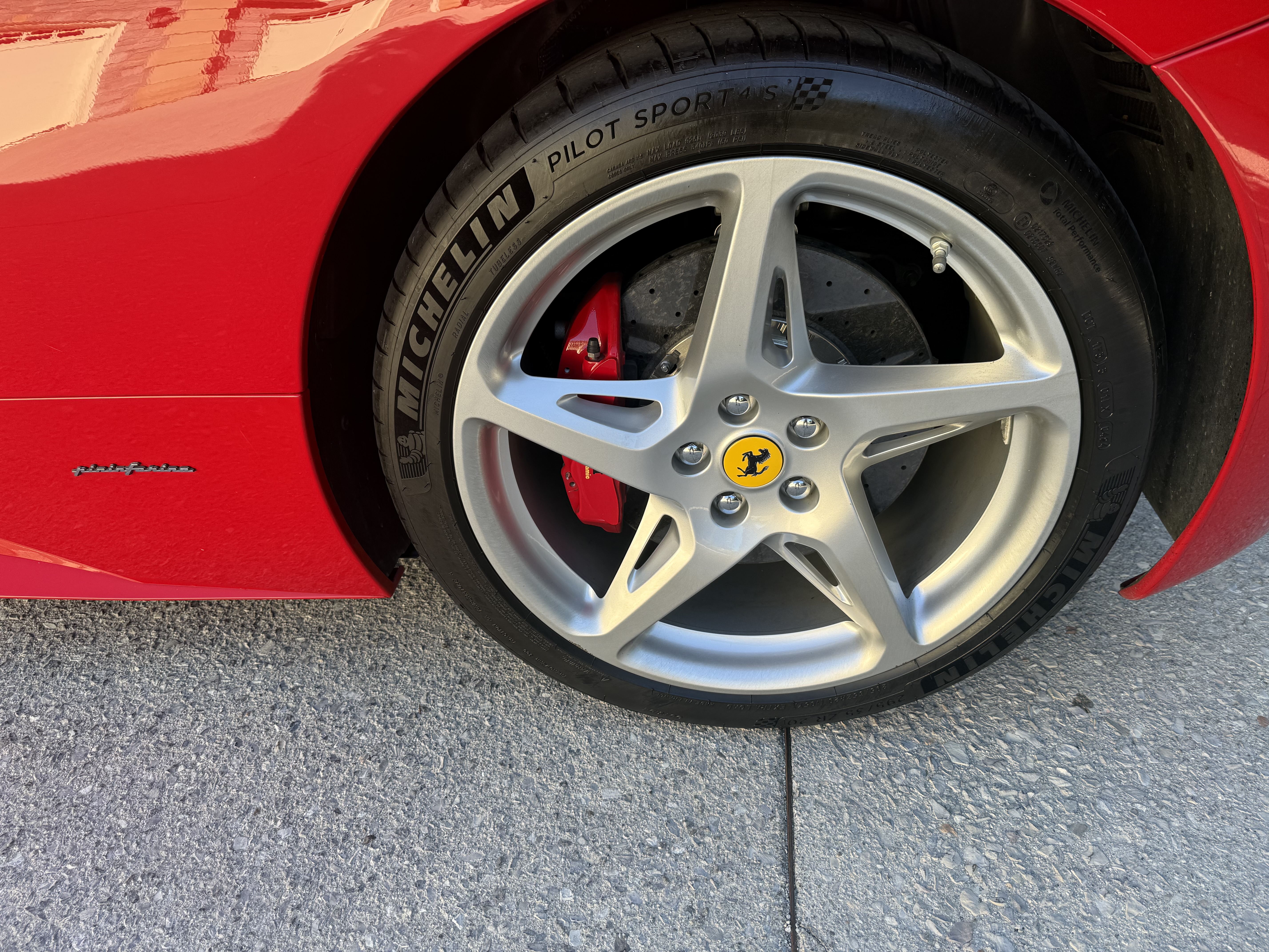 Used 2015 Ferrari 458 Spider RWD image 16