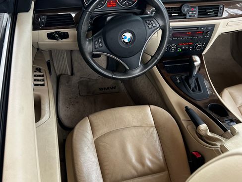 Used 2010 BMW 328i 328i Convertible 2D image 13