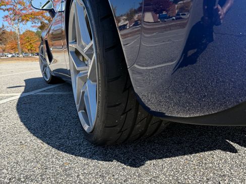 Used 2006 Chevrolet Corvette Coupe w/ Preferred Equipment Group image 21