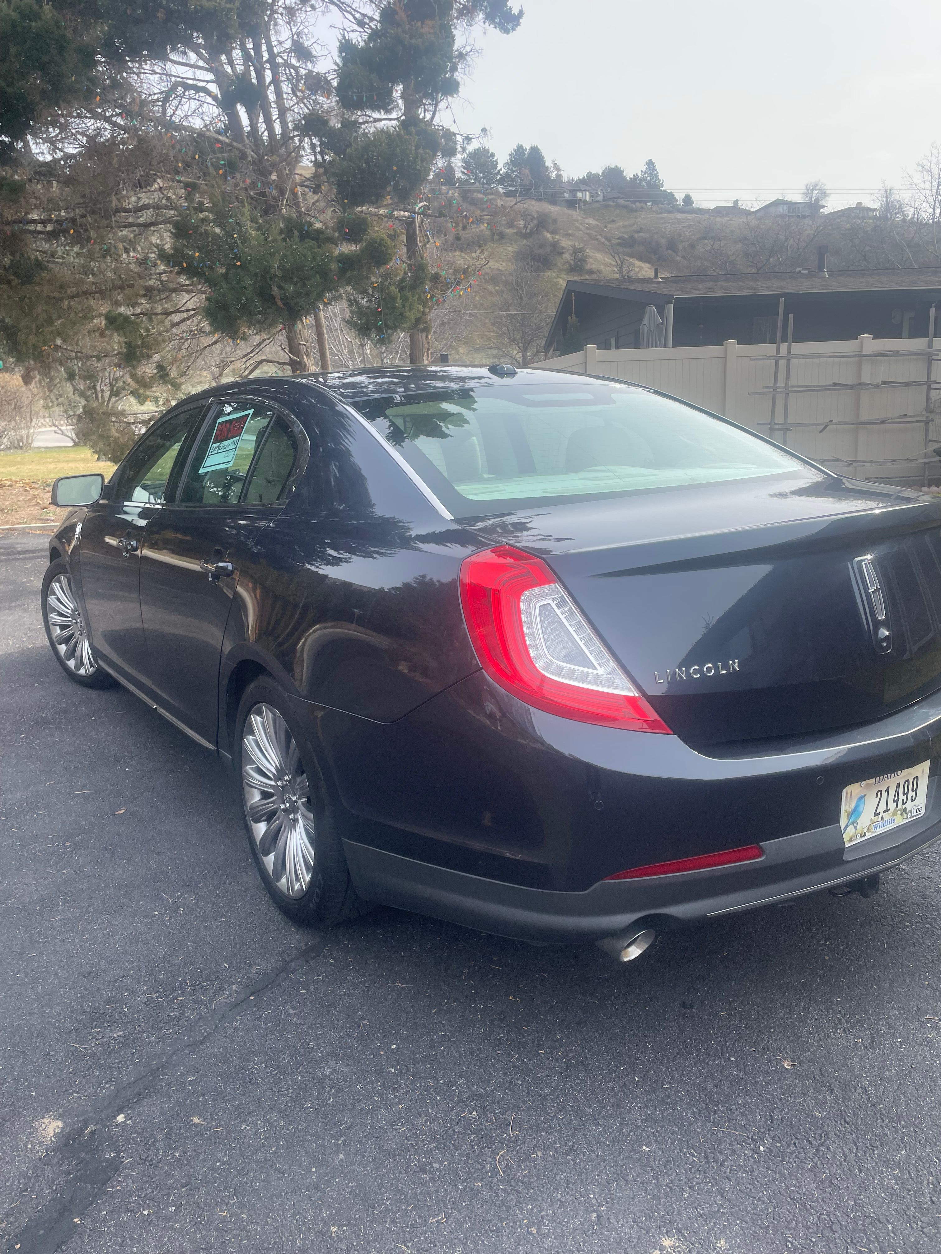 Used 2014 Lincoln MKS AWD w/ Equipment Group 101A image 2