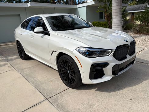 Used 2023 BMW X6 xDrive40i w/ Executive Package image 11