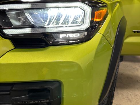 Used 2022 Toyota Tacoma TRD Pro image 5