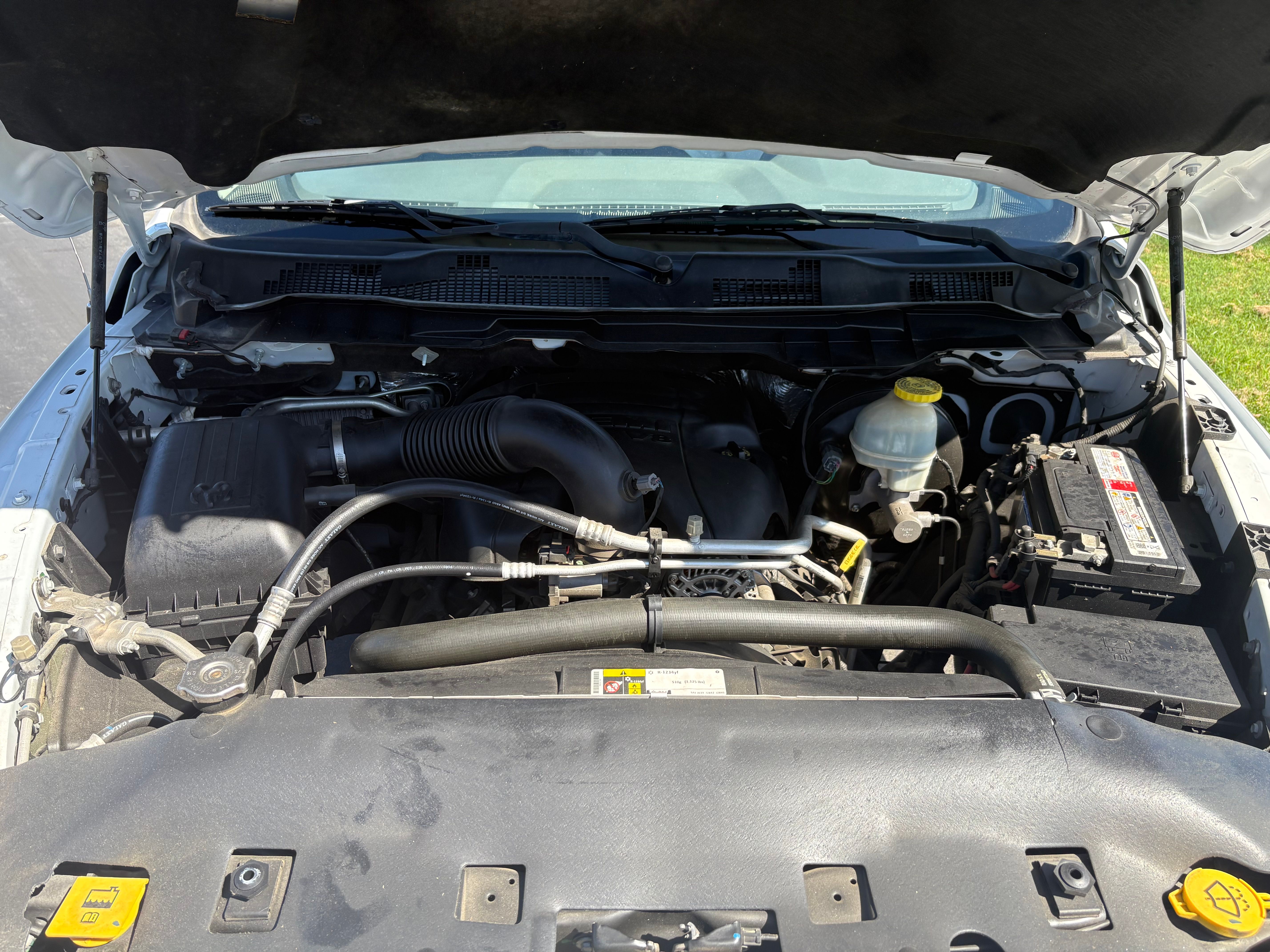 Used 2016 RAM 1500 Express RWD image 16