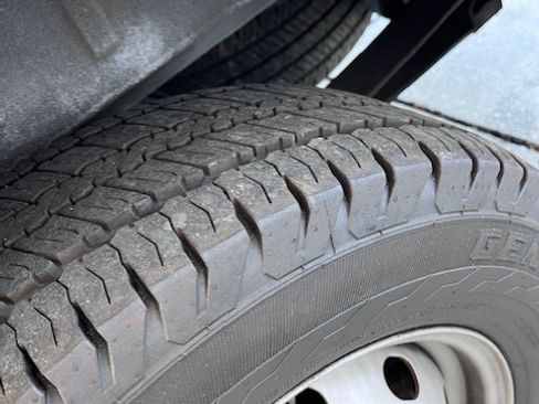 Used 2016 Ford Transit 150 130 Low Roof image 19