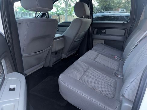 Used 2012 Ford F150 XLT w/ XLT Chrome Pkg image 8