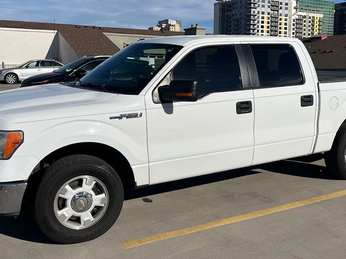 Used 2013 Ford F150 XLT image 2