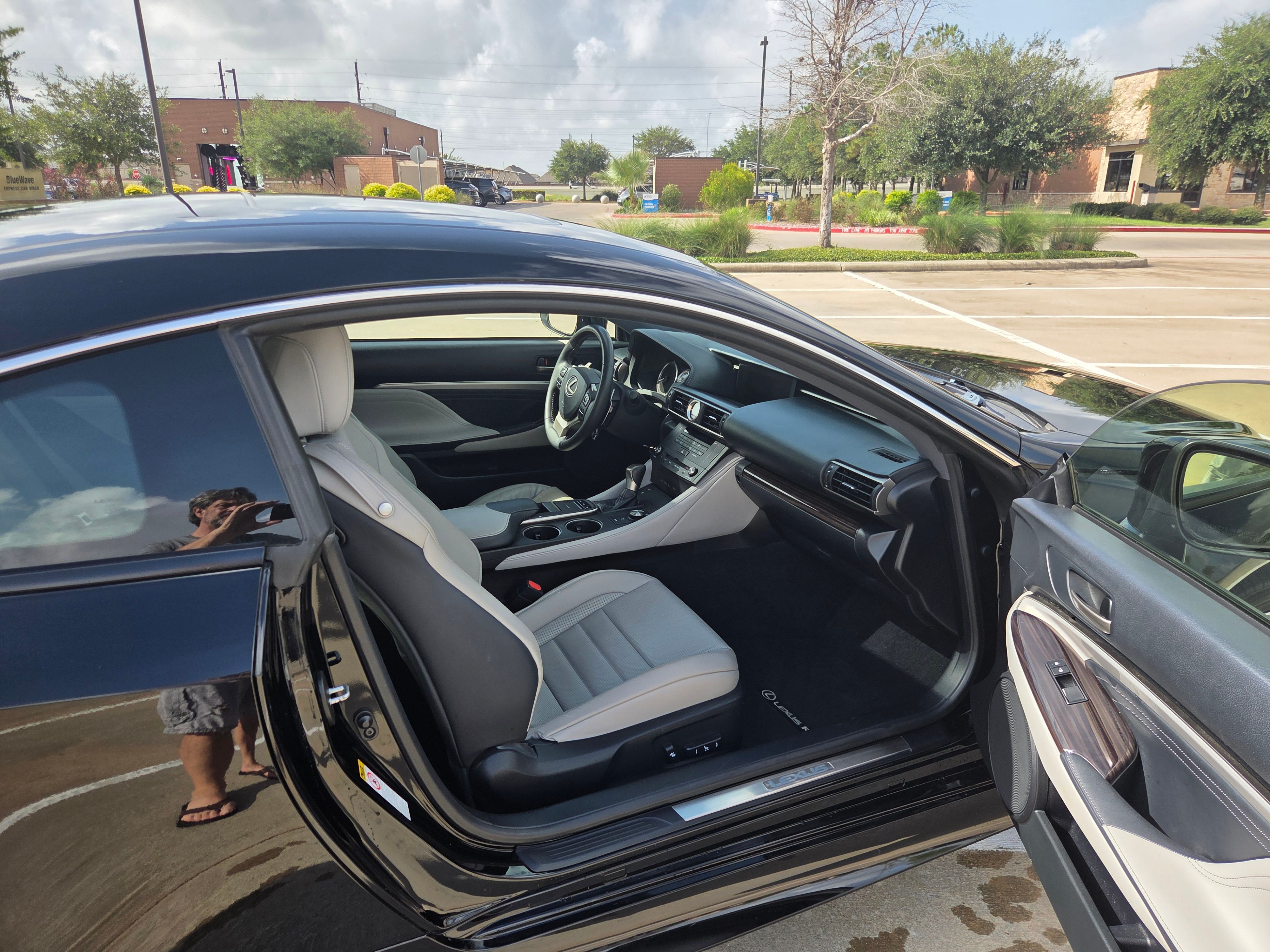 Used 2015 Lexus RC 350 AWD w/ Navigation System Package image 4
