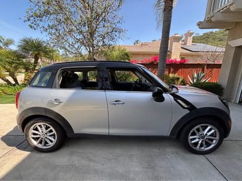 Used 2015 MINI Cooper Countryman S image 2
