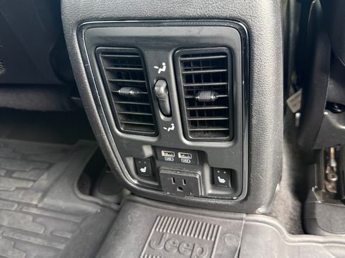Used 2014 Jeep Grand Cherokee Summit AWD/4WD image 13