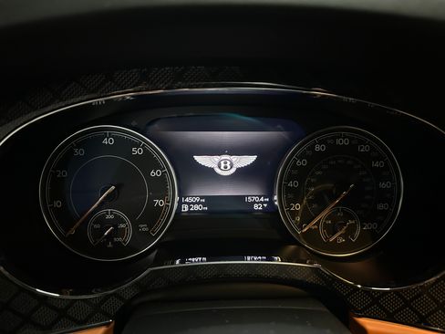 Used 2020 Bentley Bentayga AWD/4WD image 8