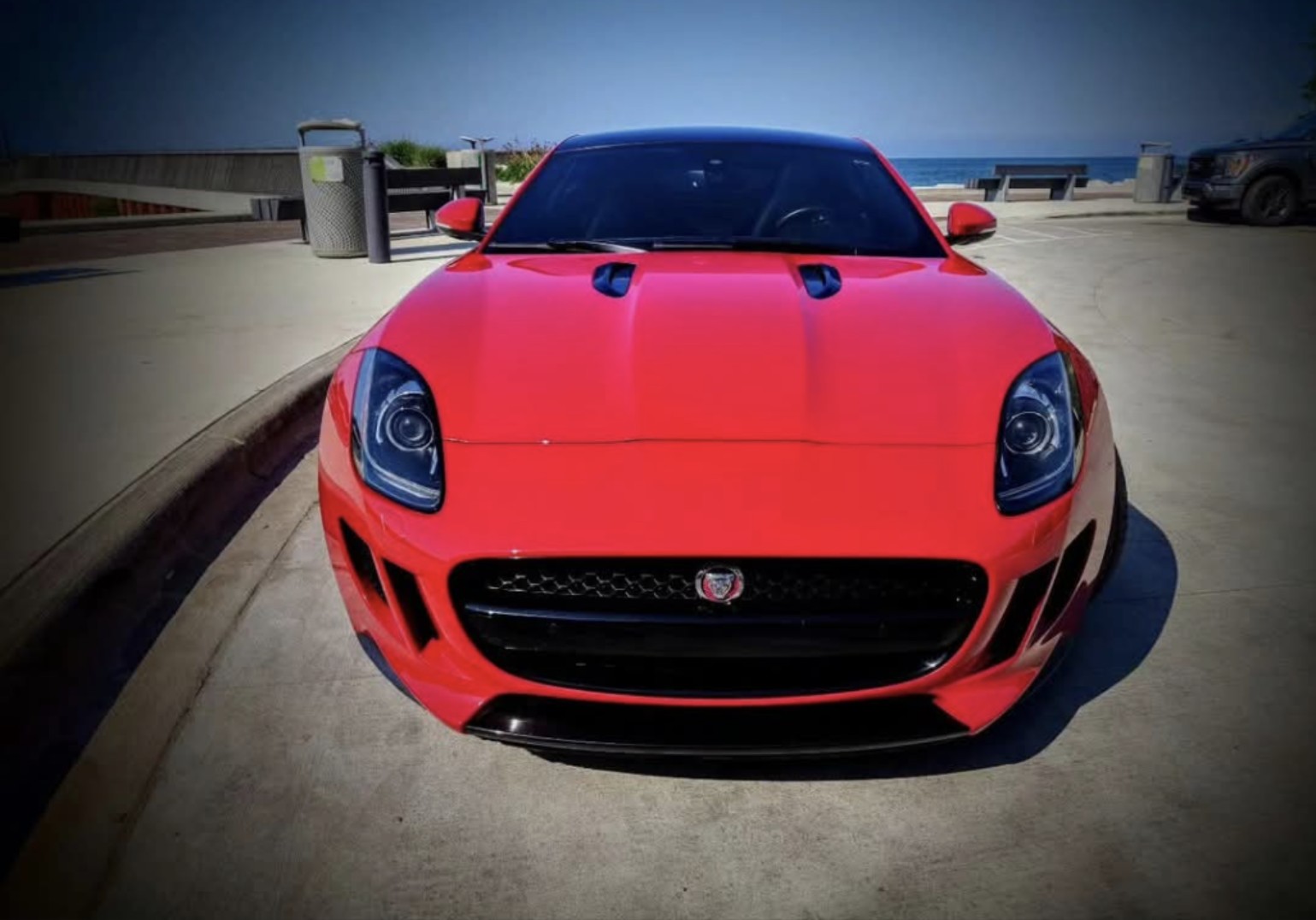 Used 2015 Jaguar F-TYPE Coupe RWD image 9