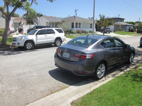 Used 2017 Acura ILX FWD image 6