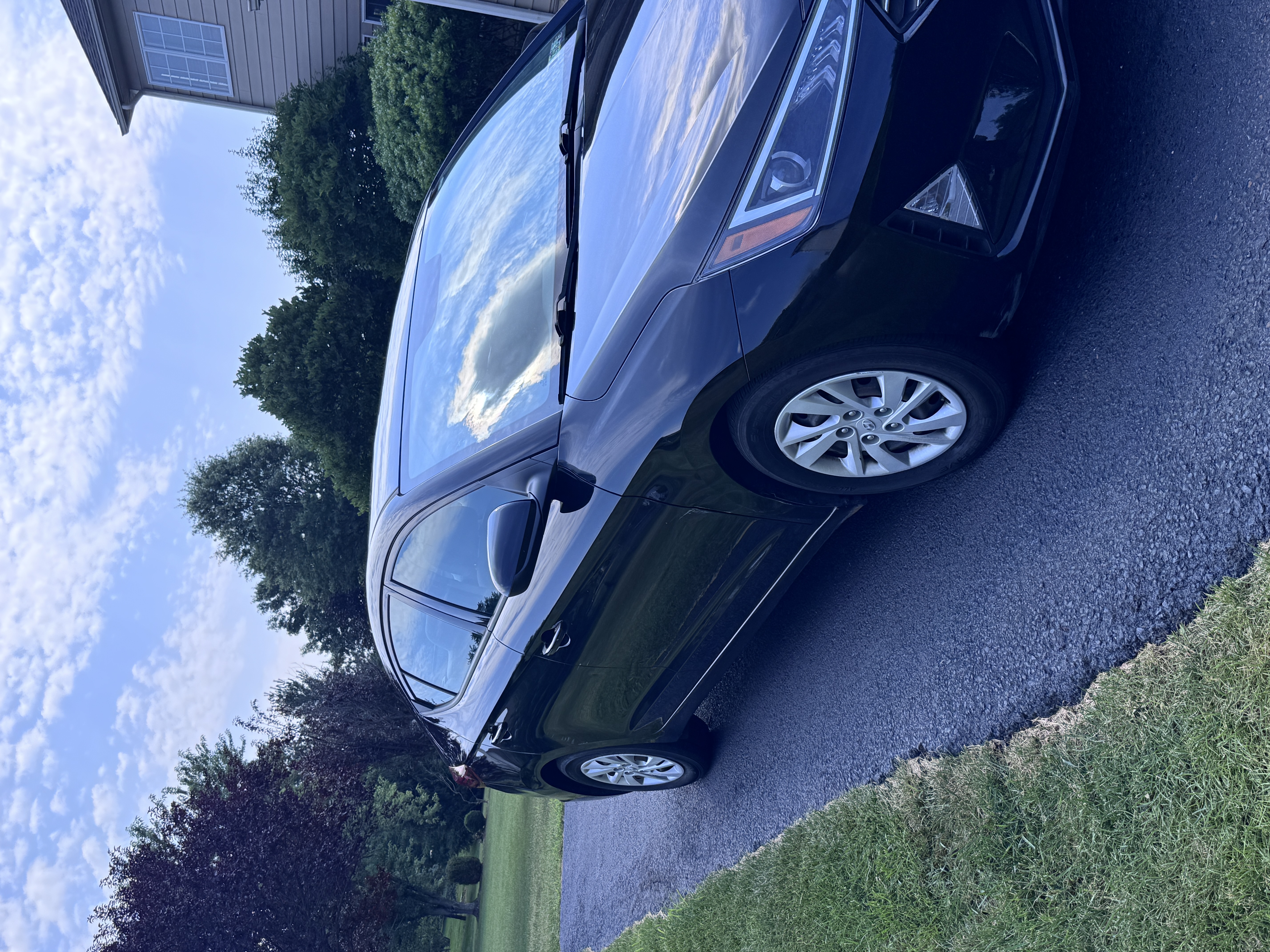 Used 2019 Hyundai Elantra SE FWD image 4