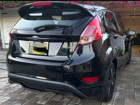 Used 2019 Ford Fiesta ST-Line image 2