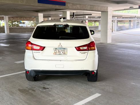 Used 2017 Mitsubishi Outlander Sport LE image 4