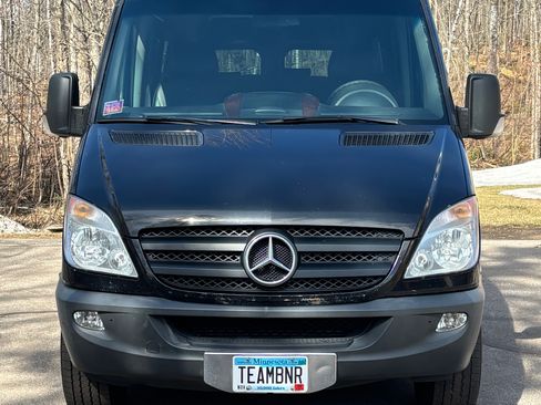 Used 2008 Dodge Sprinter 2500 image 4