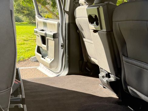 Used 2019 Ford F150 XLT w/ Equipment Group 301A Mid image 11