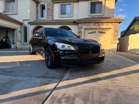 Used 2014 BMW 750Li RWD image 1