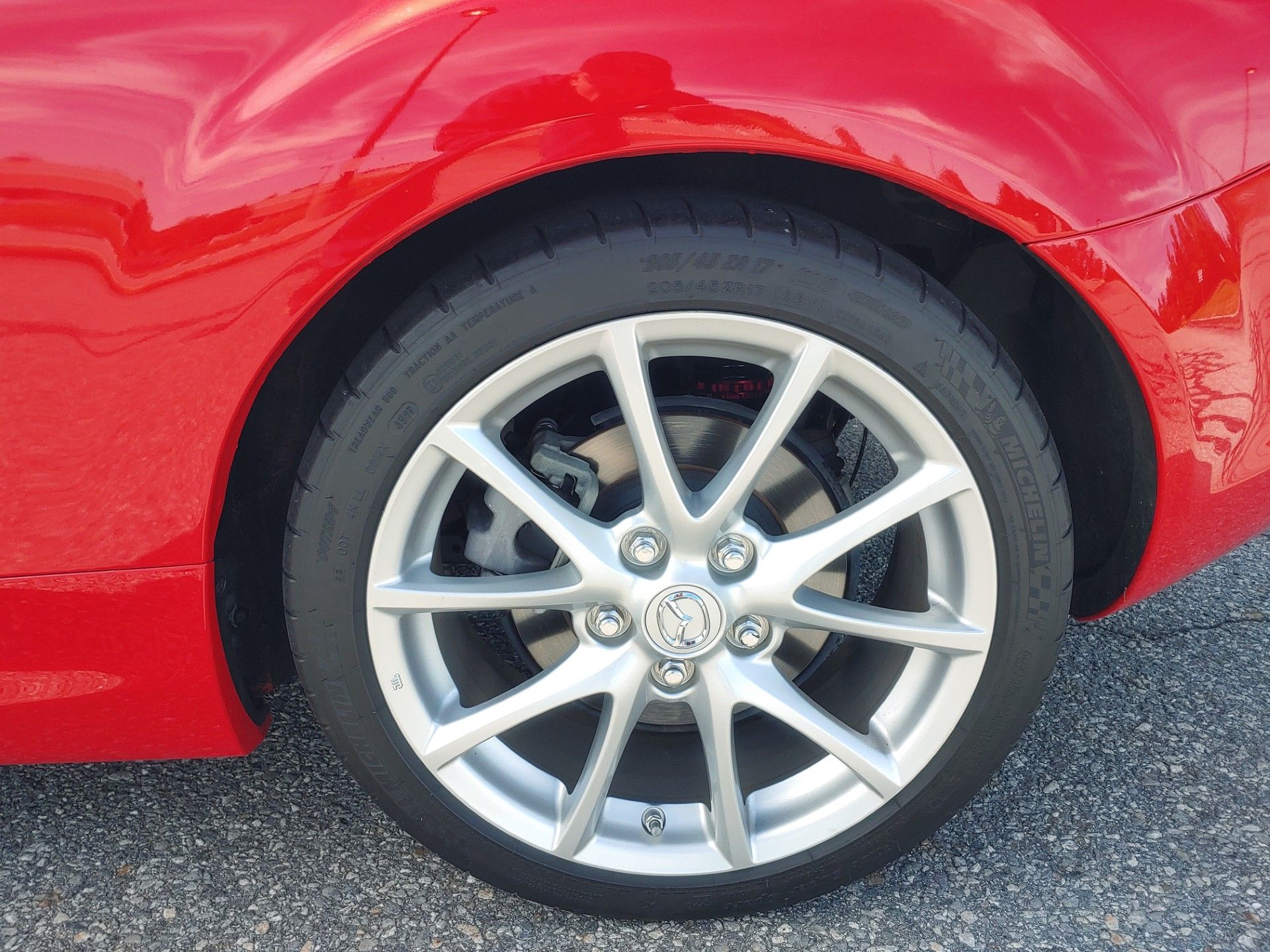 Used 2011 MAZDA MX-5 Miata Touring w/ Suspension Pkg RWD image 10