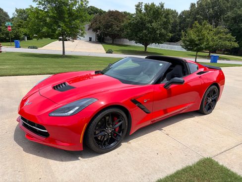 Used 2014 Chevrolet Corvette Stingray Coupe w/ 3LT Preferred Equipment Group RWD image 1