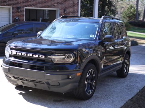 Used 2021 Ford Bronco Sport Outer Banks image 2