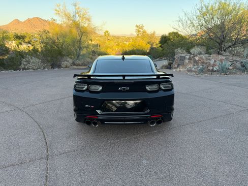 Used 2019 Chevrolet Camaro ZL1 image 21