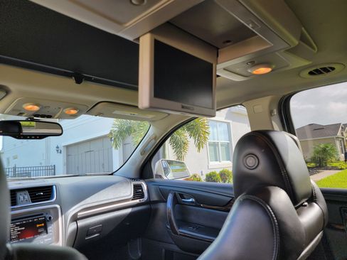 Used 2014 GMC Acadia Denali image 25