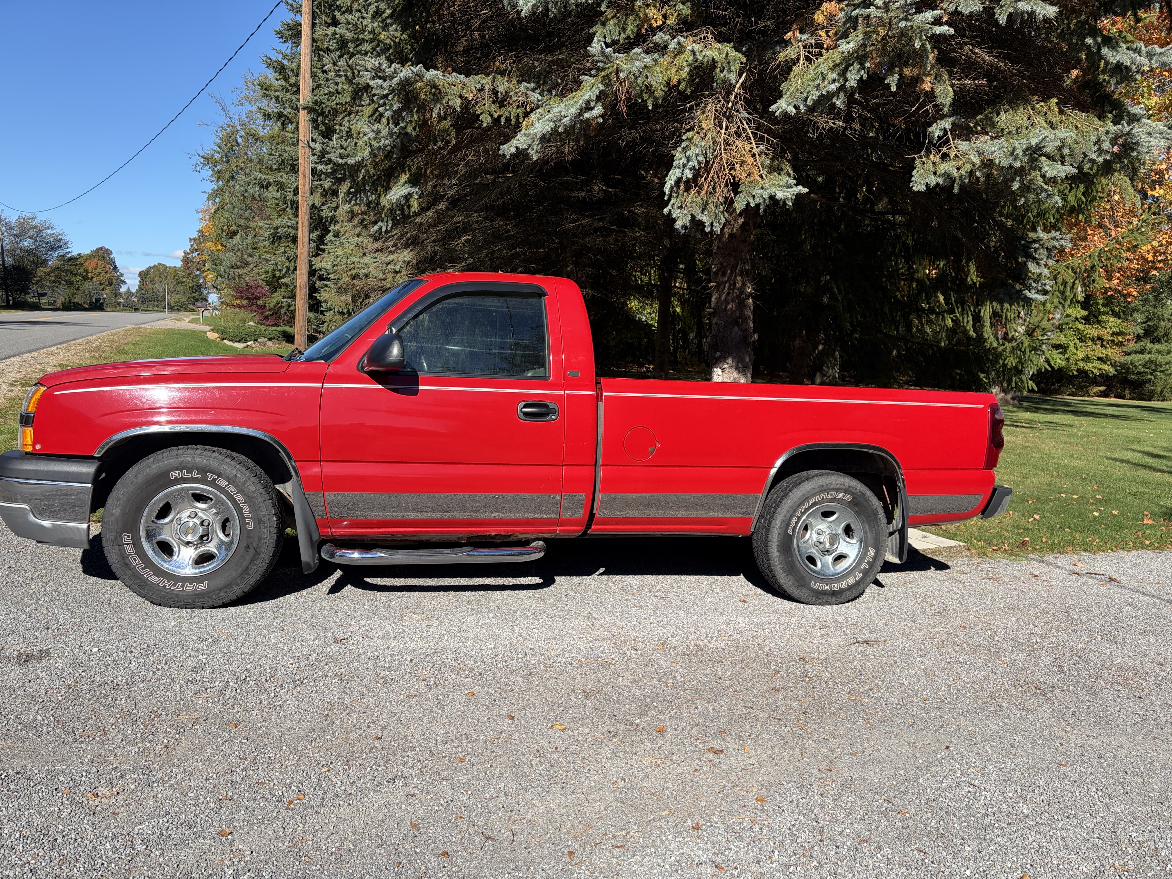 Used 2003 Chevrolet Silverado 1500 W/T RWD image 1