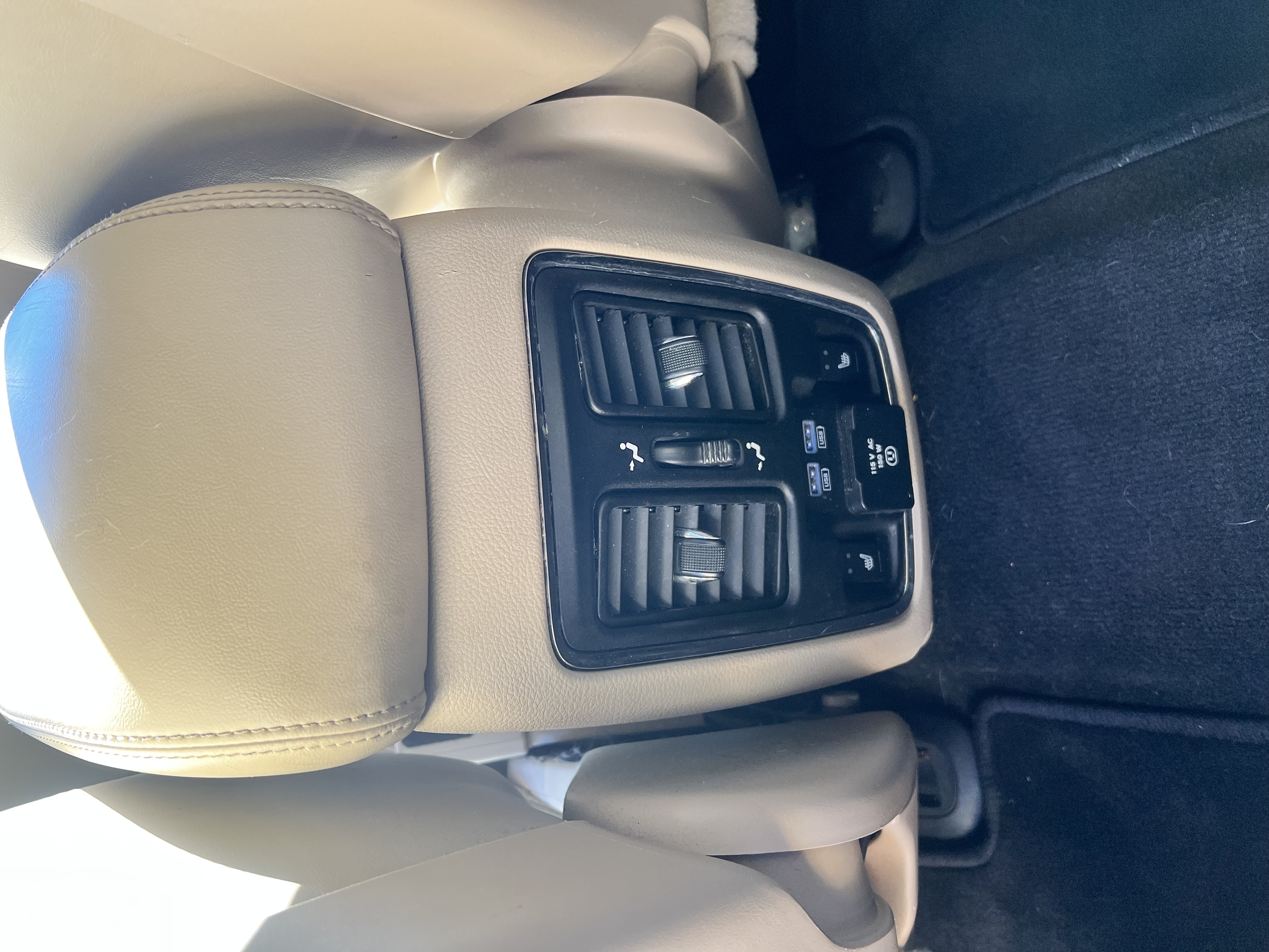 Used 2015 Jeep Grand Cherokee Limited w/ Trailer Tow Group IV AWD/4WD image 19