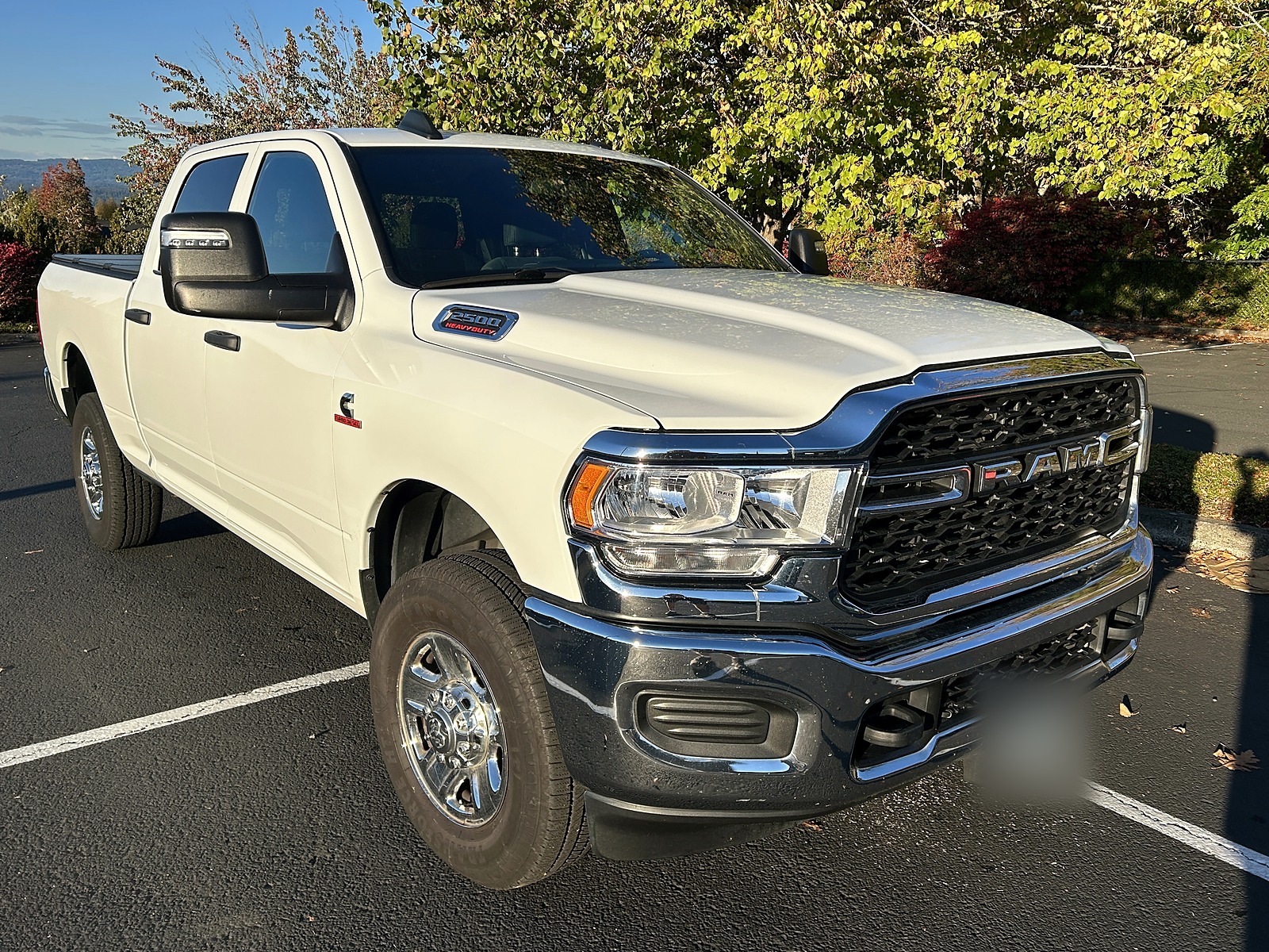 Used 2024 RAM 2500 Tradesman w/ Chrome Appearance Group AWD/4WD image 2