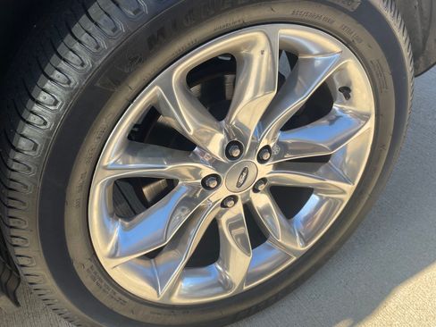 Used 2013 Ford Explorer Limited image 23