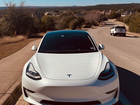 Used 2020 Tesla Model 3 Long Range image 2
