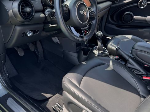 Used 2016 MINI Cooper 2-Door Hardtop FWD image 10