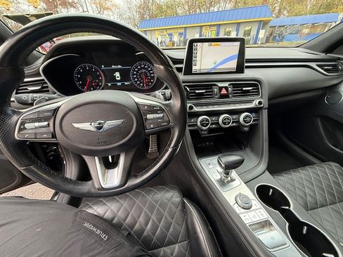 Used 2019 Genesis G70 2.0T Advanced w/ Sport Package image 23