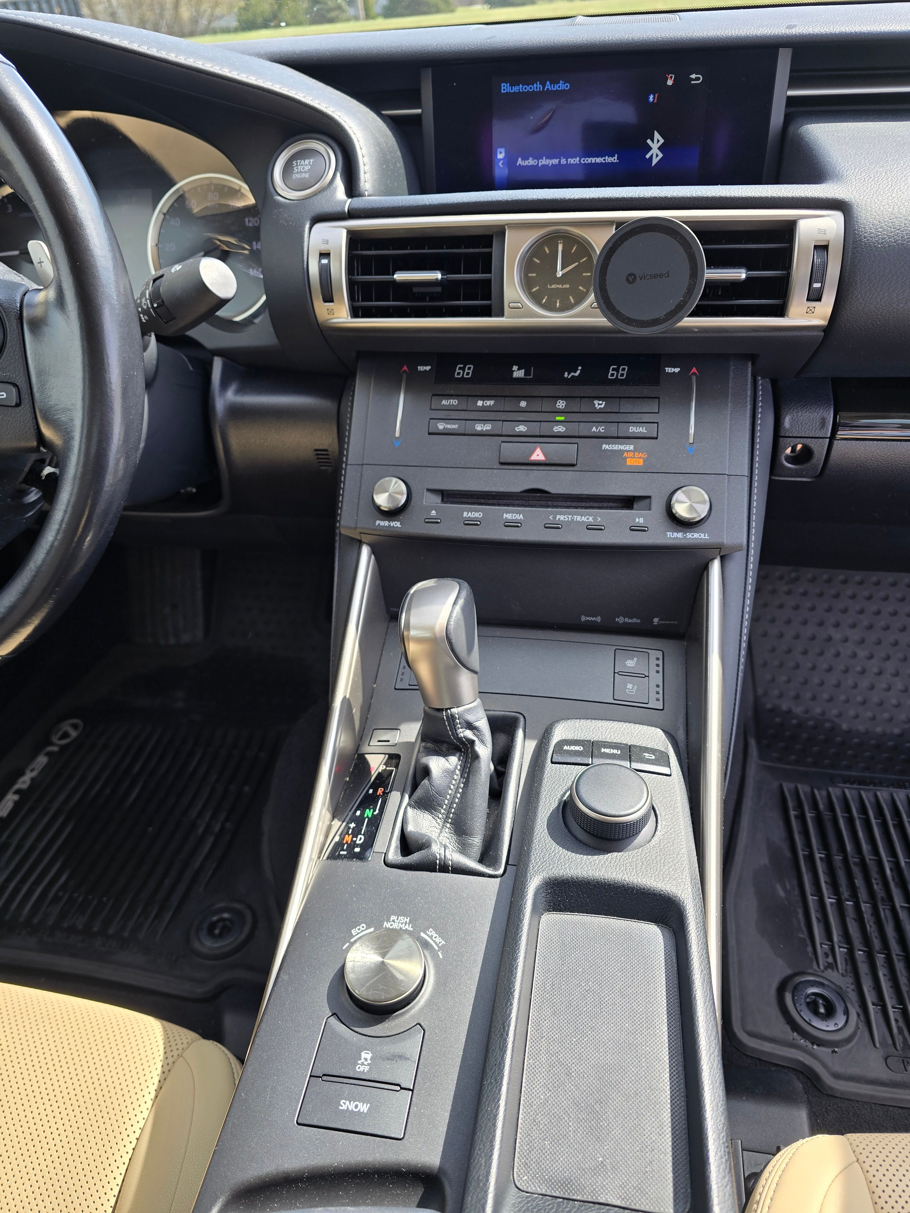 Used 2016 Lexus IS 300 AWD w/ Premium Package image 16