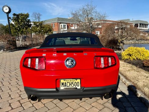 Used 2011 Ford Mustang Shelby GT500 w/ SVT Performance Pkg image 6