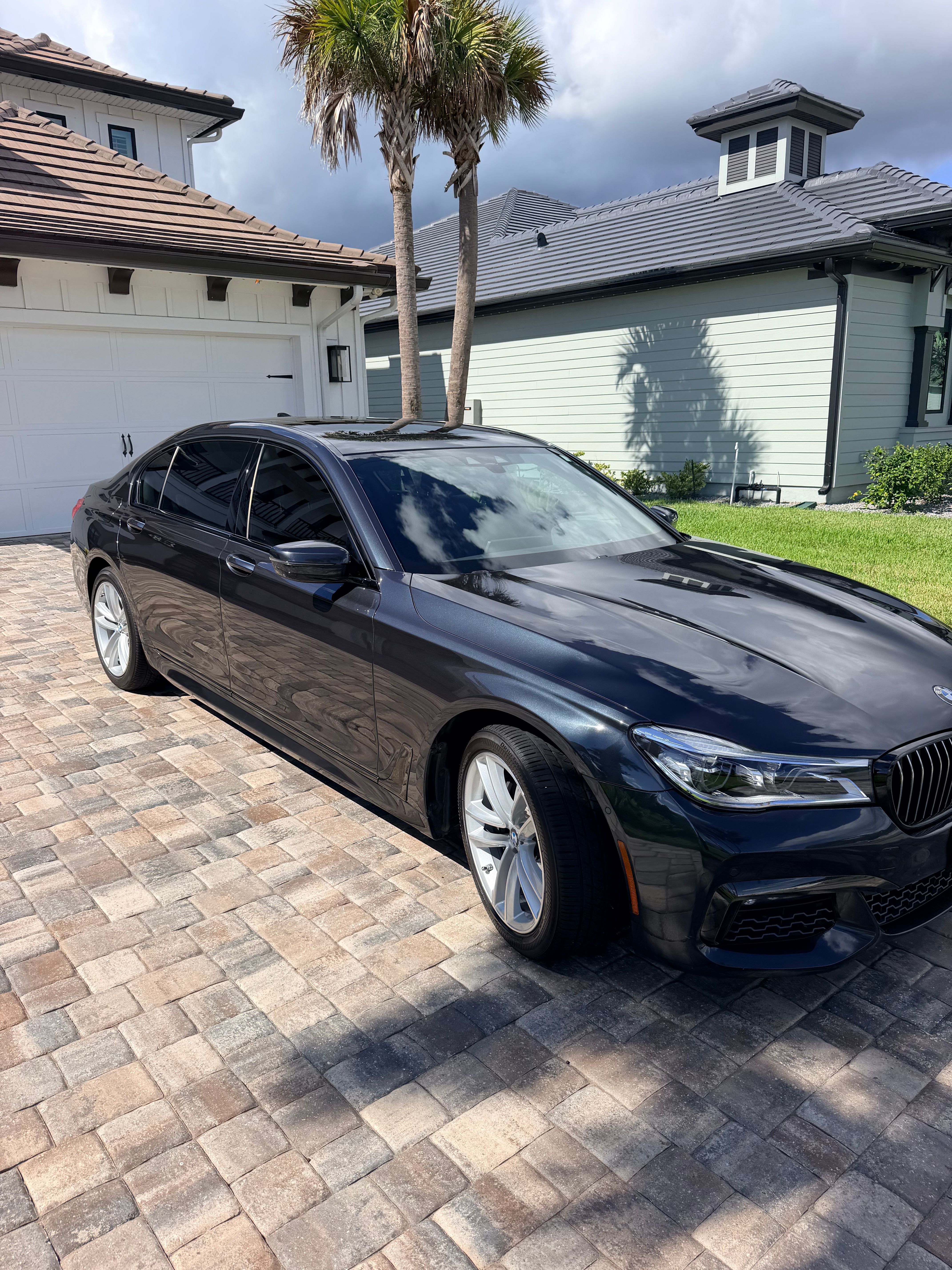 Used 2016 BMW 750i xDrive AWD/4WD image 12