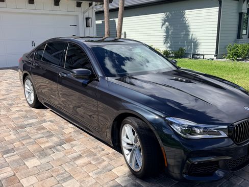 Used 2016 BMW 750i xDrive AWD/4WD image 12