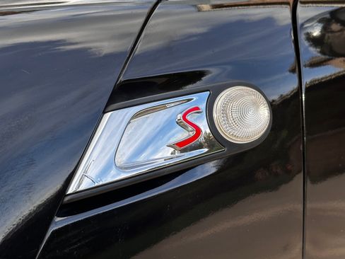 Used 2010 MINI Cooper Clubman S image 16